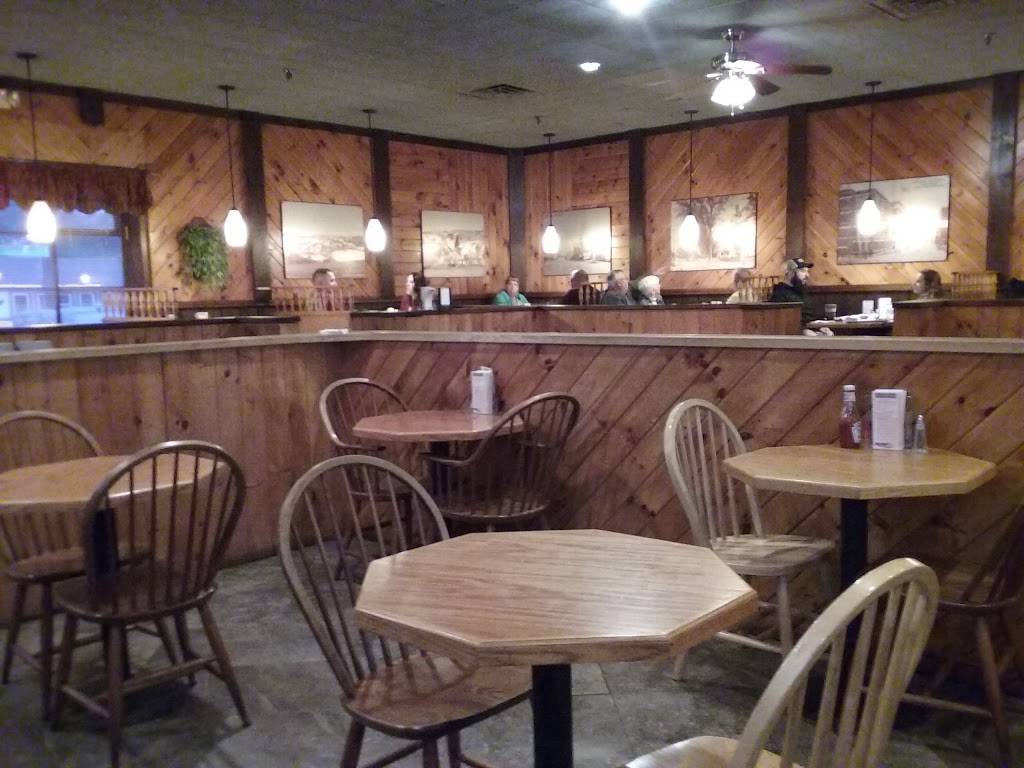 Williams Restaurant | restaurant | 184 Pearson Blvd, Gardner, MA 01440, USA | 9786327794 OR +1 978-632-7794