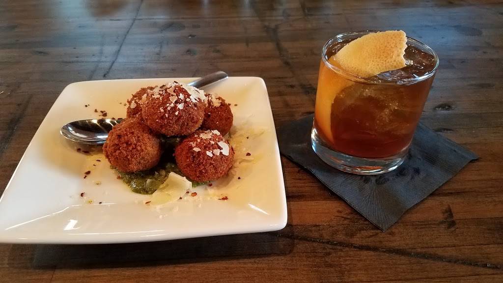 Scratch Kitchen & Cocktails | restaurant | 132 W Main St, Norman, OK 73069, USA | 4058012900 OR +1 405-801-2900