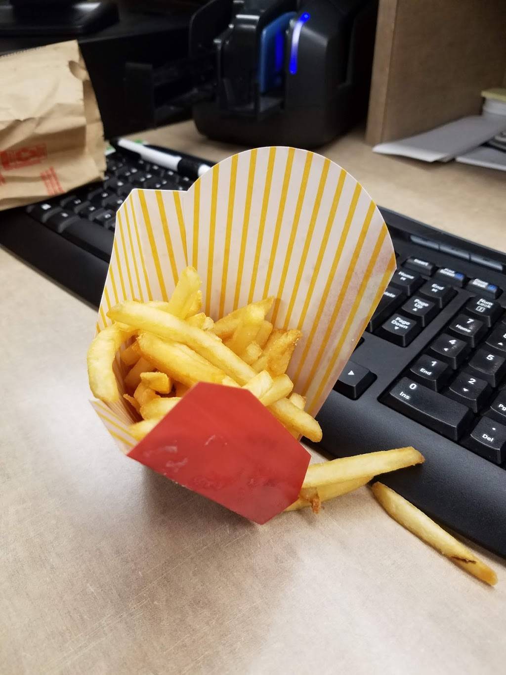 McDonalds | cafe | 5315 Veterans Memorial Blvd, Metairie, LA 70003, USA | 5048885174 OR +1 504-888-5174