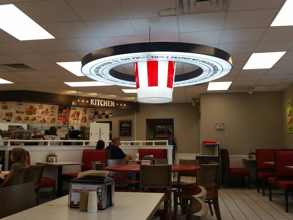 KFC | restaurant | 1211 N Westwood Blvd, Poplar Bluff, MO 63901, USA | 5737853773 OR +1 573-785-3773