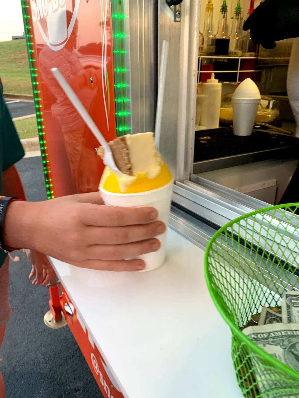 Sno-Boss | restaurant | 4001 University Dr, Huntsville, AL 35816, USA | 2566523604 OR +1 256-652-3604