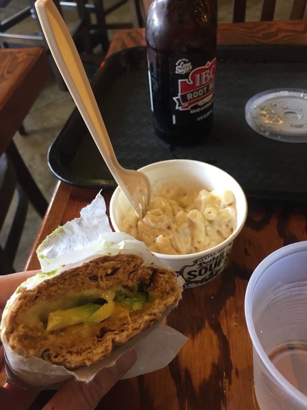 Potbelly Sandwich Shop | restaurant | 4690 King St, Alexandria, VA 22302, USA | 7037176276 OR +1 703-717-6276