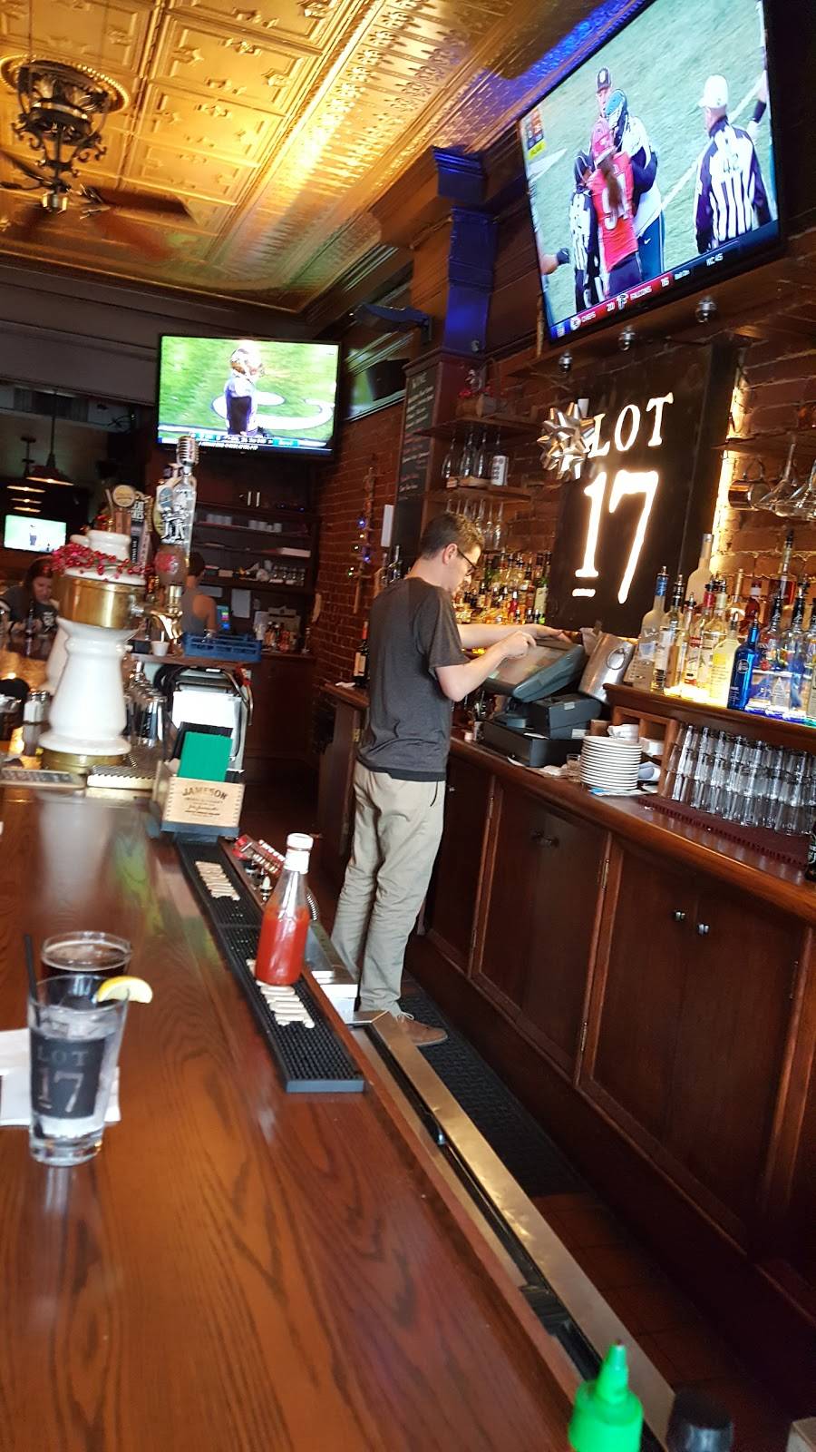 Lot 17 | restaurant | 4617 Liberty Ave, Pittsburgh, PA 15224, USA | 4126878117 OR +1 412-687-8117