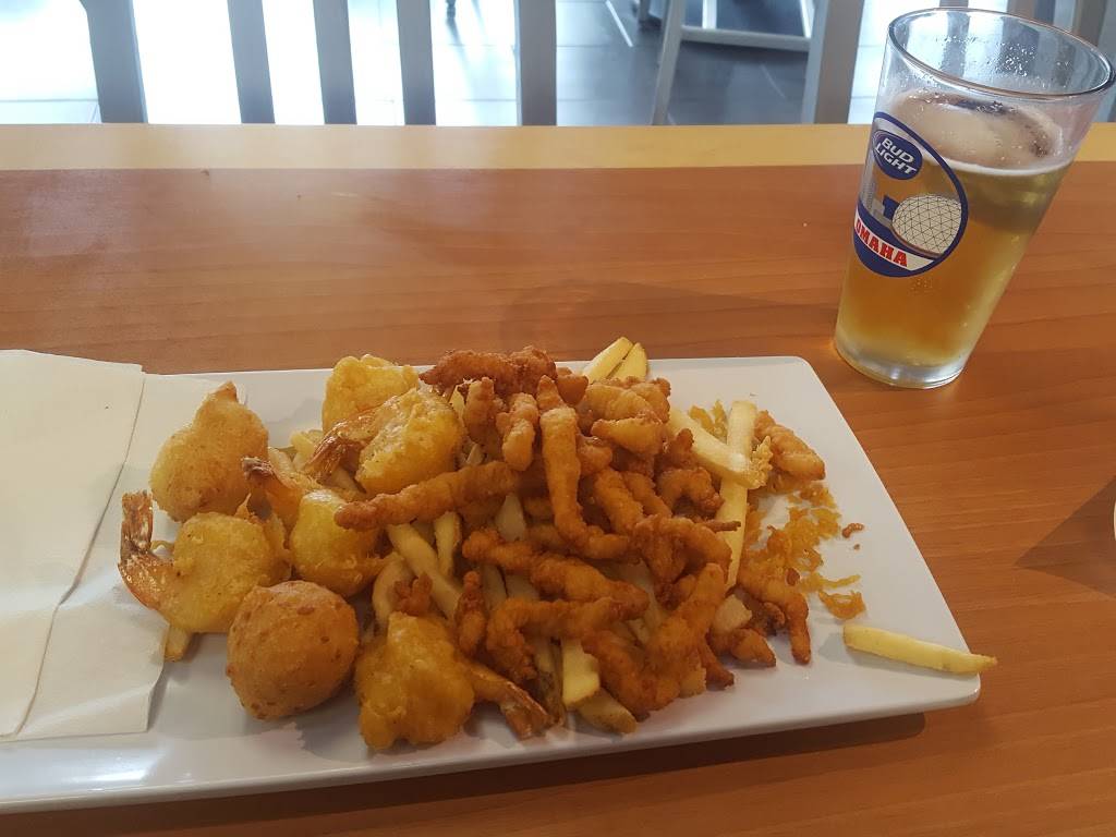 Long John Silvers | restaurant | 5023 S 108th St, Omaha, NE 68137, USA | 4025922600 OR +1 402-592-2600