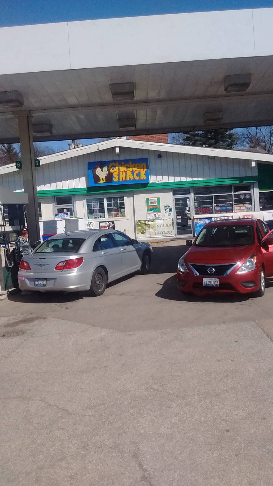 Chicken Shack | restaurant | Rock Island, IL 61201, USA | 3097860966 OR +1 309-786-0966