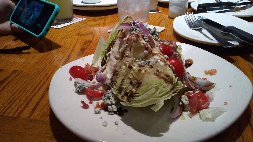 Outback Steakhouse | restaurant | 2102 Texas Avenue South, College Station, TX 77840, USA | 9797644329 OR +1 979-764-4329