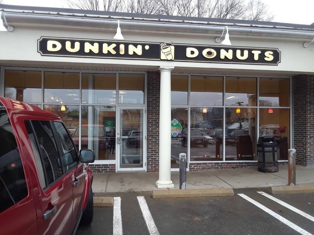 Dunkin | bakery | 15 Walnut Rd, South Hamilton, MA 01982, USA | 9784680555 OR +1 978-468-0555