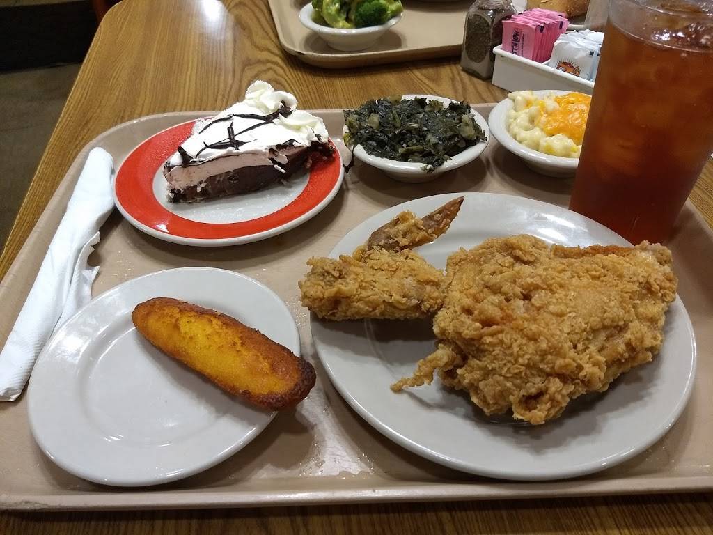 Piccadilly Cafeteria | restaurant | Newmarket Square, 111 Newmarket Dr N, Newport News, VA 23605, USA | 7578264975 OR +1 757-826-4975