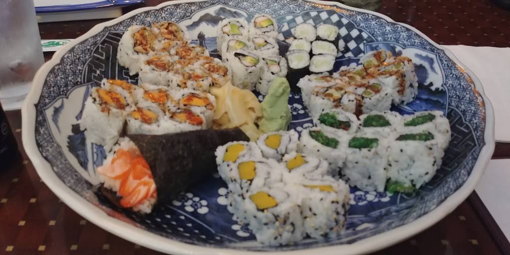 Carytown Sushi | restaurant | 2923 W Cary St, Richmond, VA 23221, USA | 8043550058 OR +1 804-355-0058