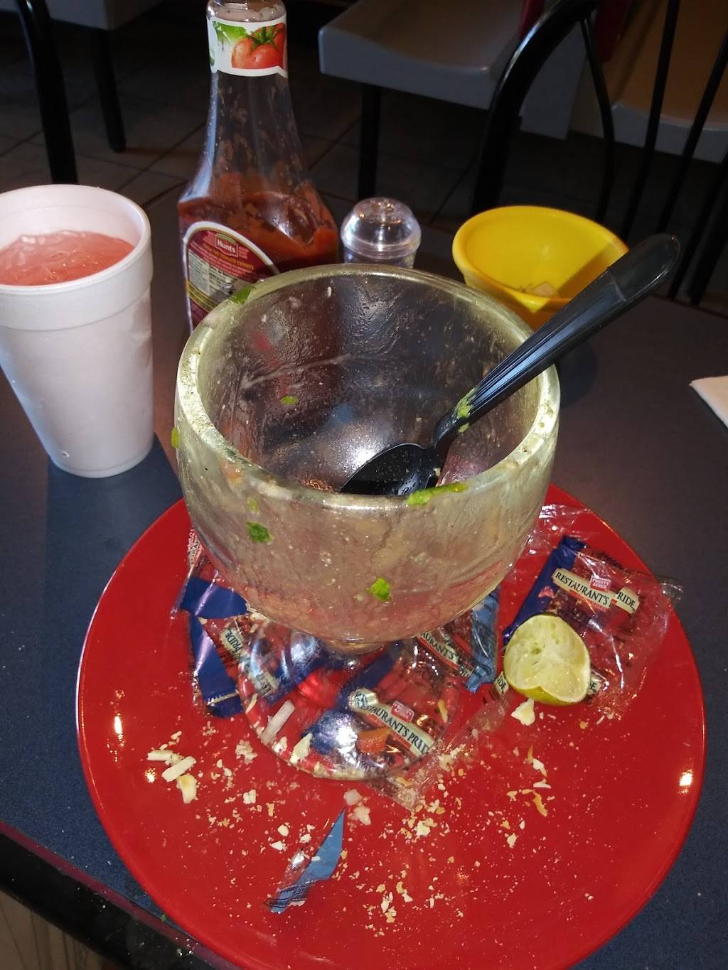 El Bronco Mexican Food | restaurant | 4171, Oceanside, CA 92056, USA | 7606430881 OR +1 760-643-0881