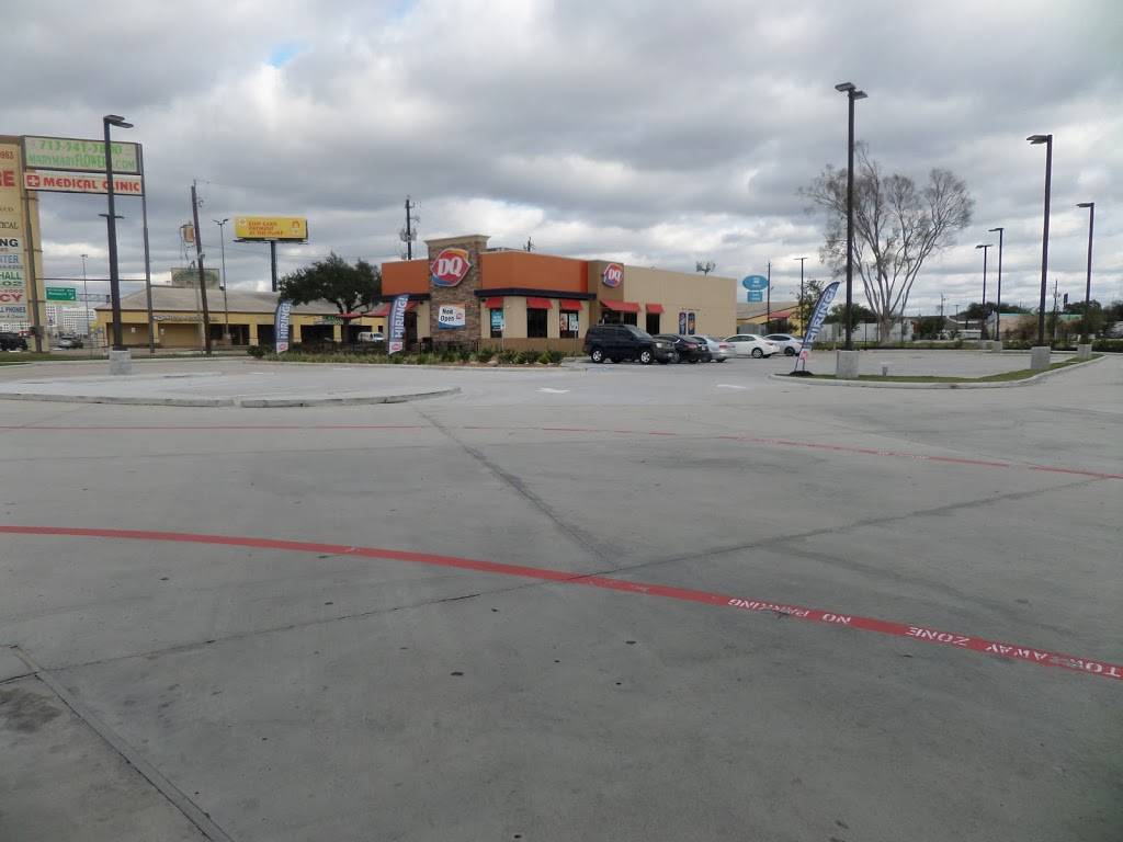 DQ | restaurant | 7161 Southwest Fwy, Houston, TX 77074, USA | 2819369286 OR +1 281-936-9286