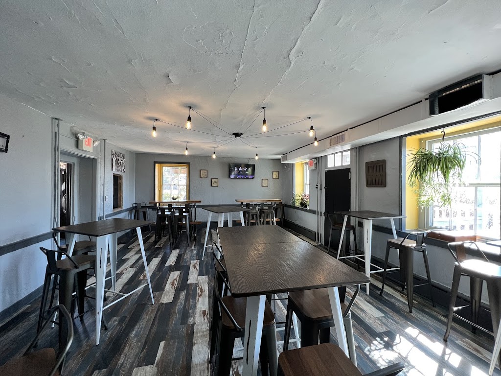 Hares Hill Brewing Co. | restaurant | 1161 Ridge Rd, Pottstown, PA 19465, USA | 6104696419 OR +1 610-469-6419