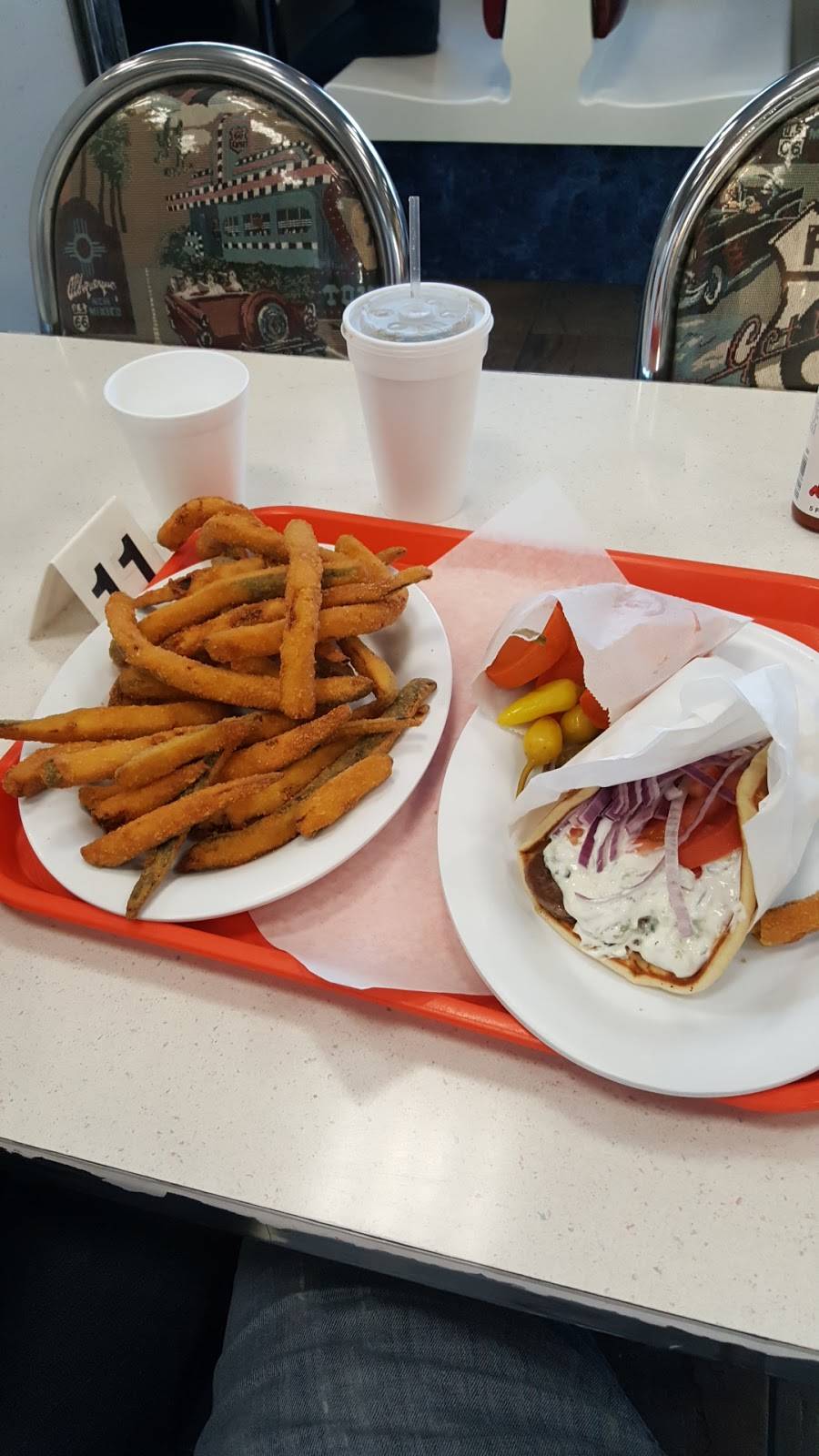 Burger Town USA | restaurant | 7670 Cherry Ave, Fontana, CA 92336, USA | 9098544999 OR +1 909-854-4999