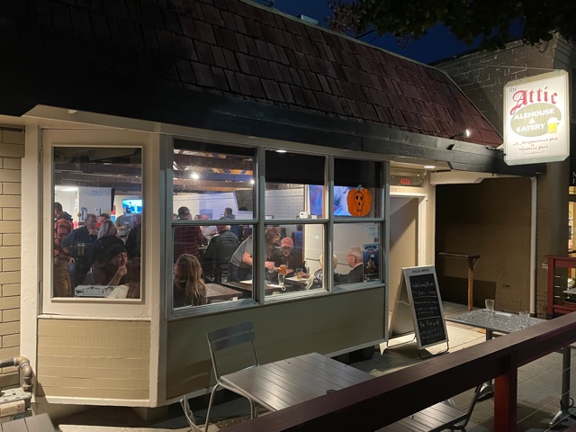 The Attic Madison Park | restaurant | 4226 E Madison St, Seattle, WA 98112, USA | 2062575283 OR +1 206-257-5283