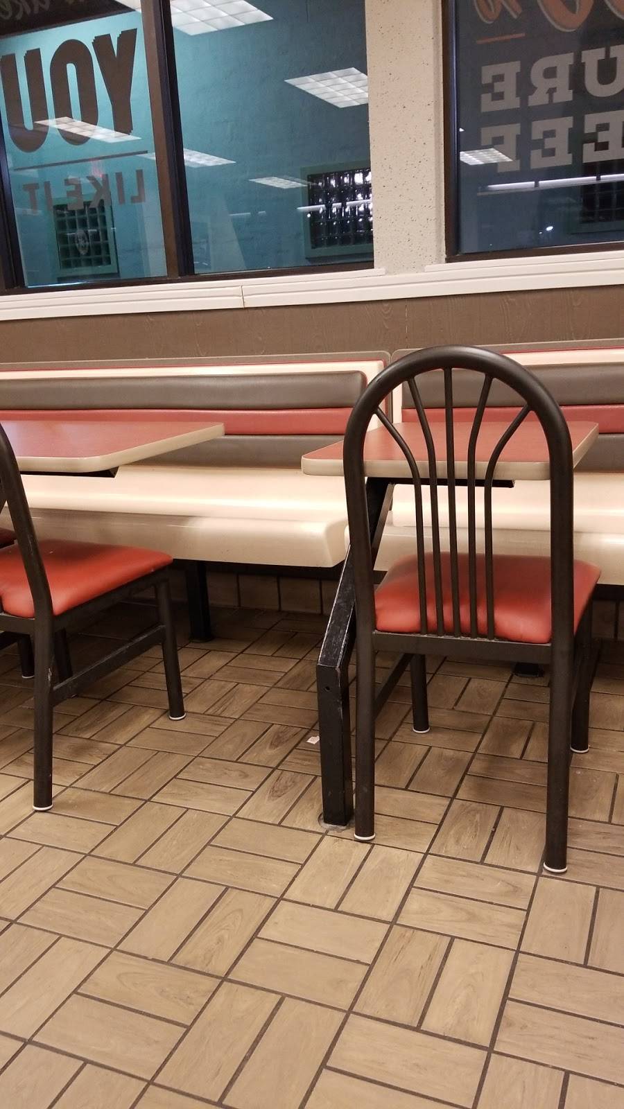 Whataburger | restaurant | 3636 N Main St, Houston, TX 77009, USA | 7138681581 OR +1 713-868-1581