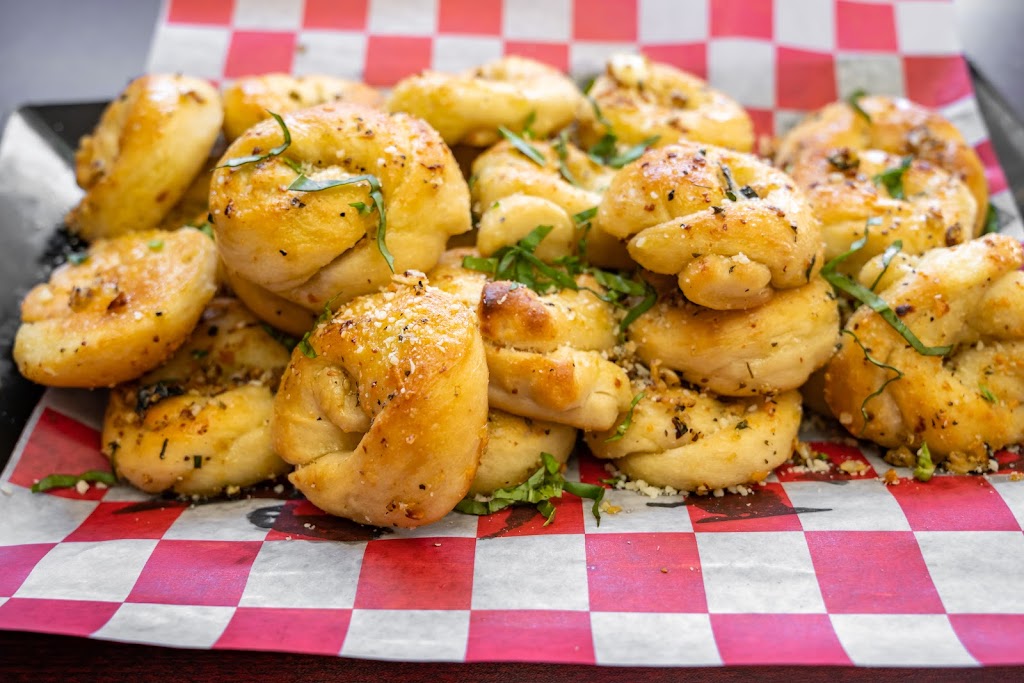 El Forno Pizza & Grill | restaurant | 105-09 Cross Bay Blvd, Queens, NY 11417, USA | 9292187720 OR +1 929-218-7720