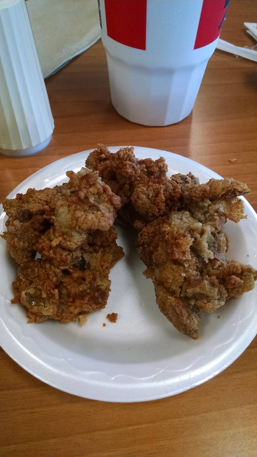 KFC | restaurant | 402 S Main St, Salem, IN 47167, USA | 8128833032 OR +1 812-883-3032