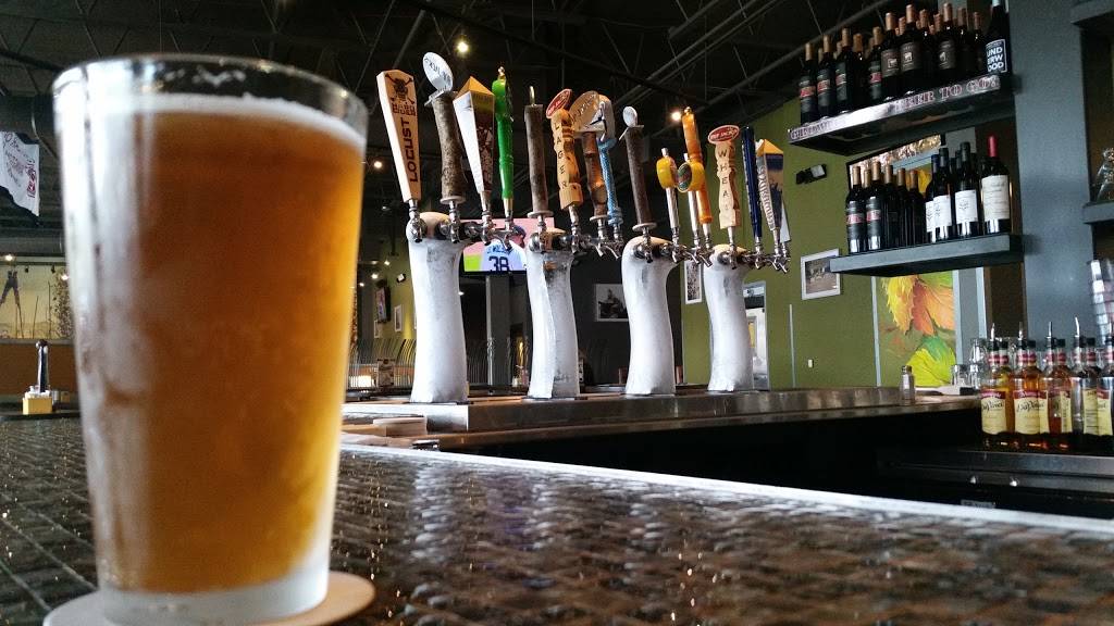 Hops n Drops | restaurant | 4506 Klahanie Dr SE, Issaquah, WA 98029, USA | 4253925999 OR +1 425-392-5999