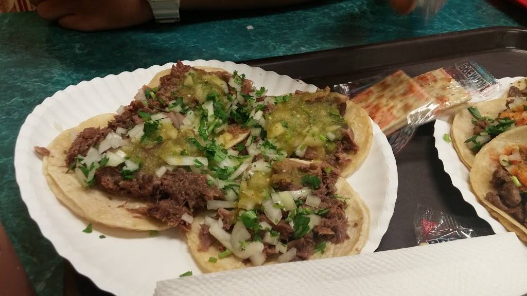 Taco Tapatio | restaurant | 502 E Foothill Blvd, Azusa, CA 91702, USA | 6269697100 OR +1 626-969-7100