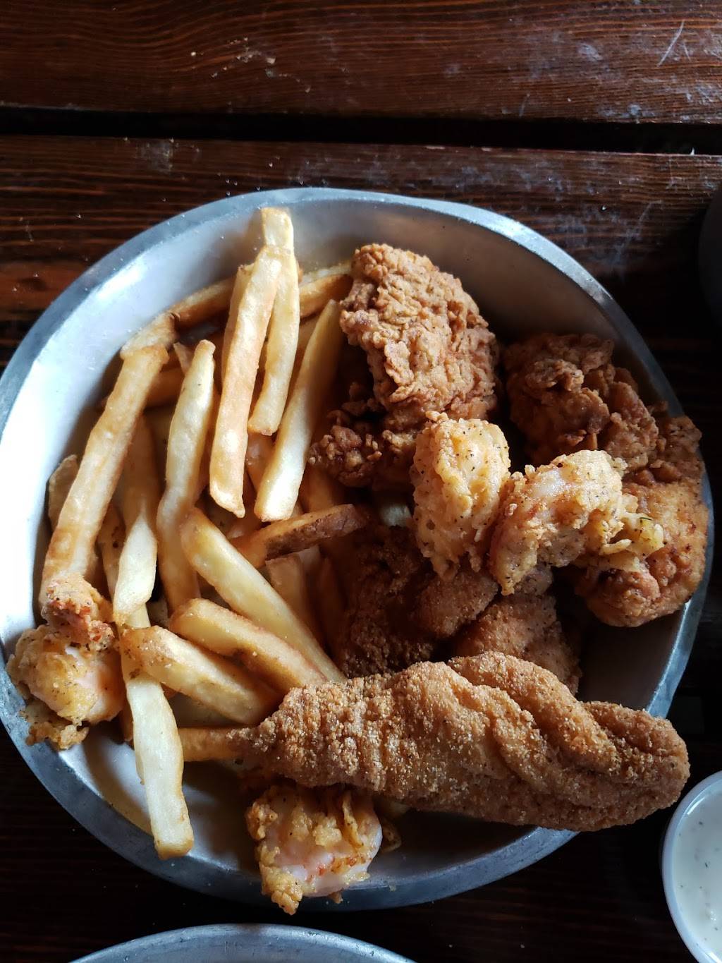 Cock of the Walk | restaurant | 2624 Music Valley Dr, Nashville, TN 37214, USA | 6158891930 OR +1 615-889-1930