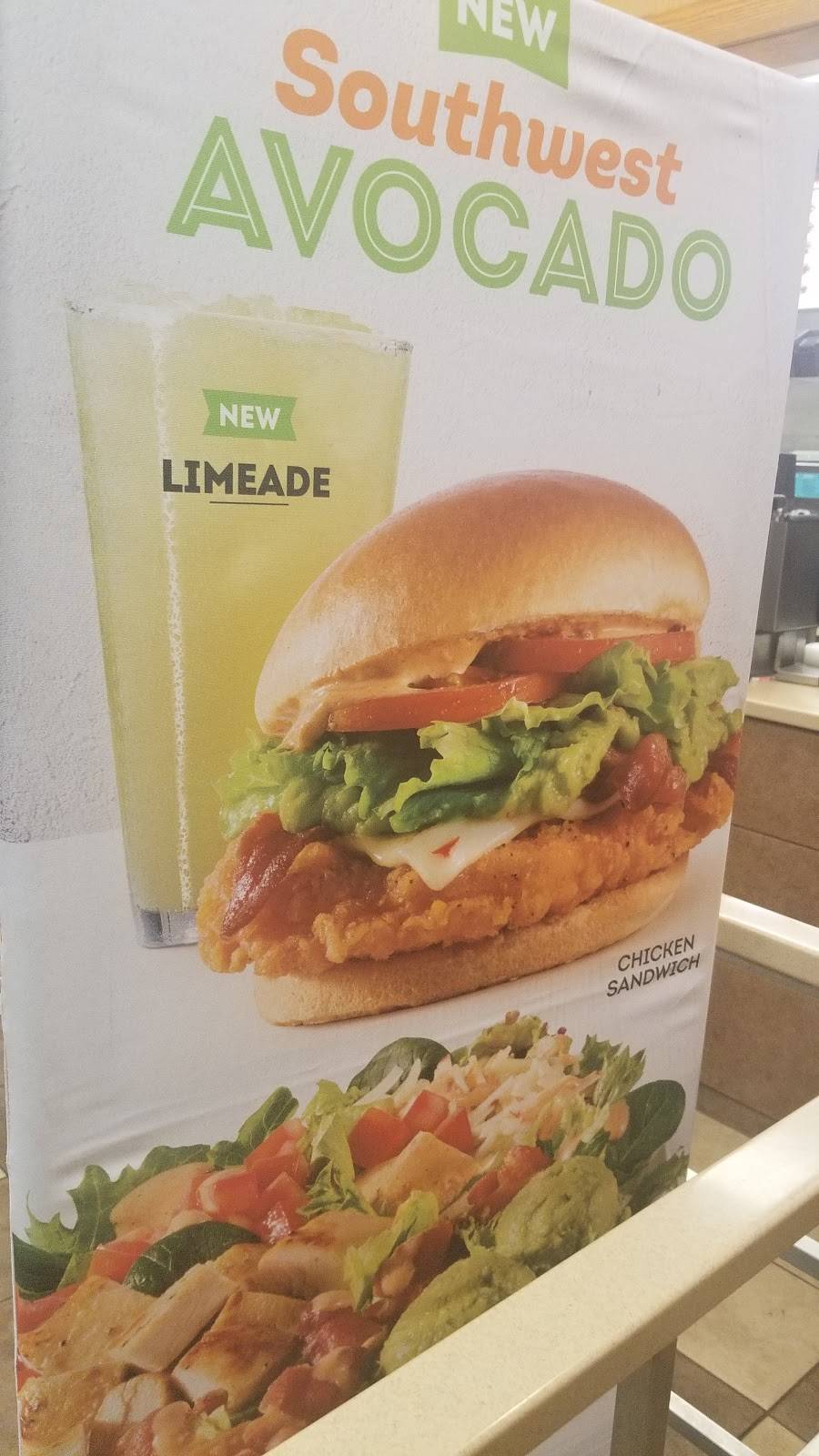 Wendys | restaurant | 2703 E Tremont Ave, Bronx, NY 10461, USA | 7188242211 OR +1 718-824-2211