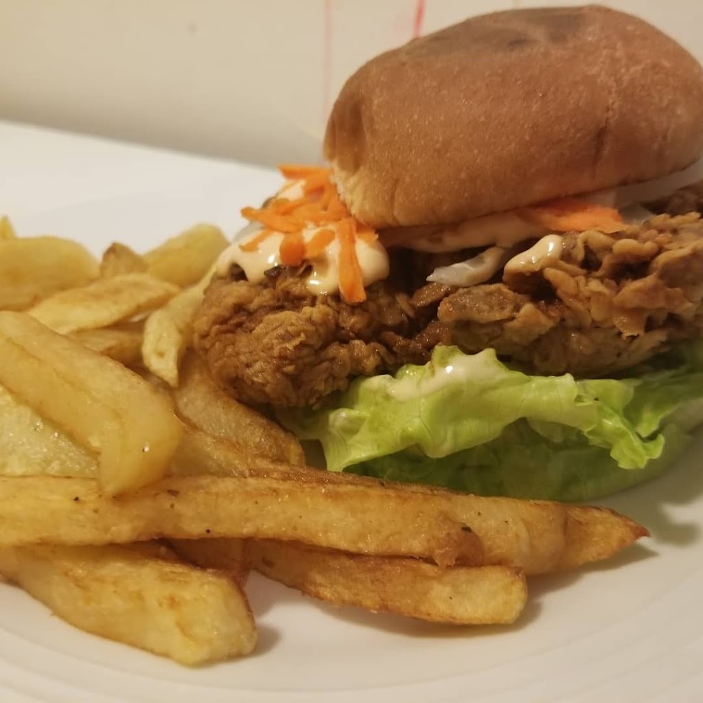 Spicy Kitchen | restaurant | 134 Daimler Dr, Capitol Heights, MD 20743, USA | 2404954333 OR +1 240-495-4333