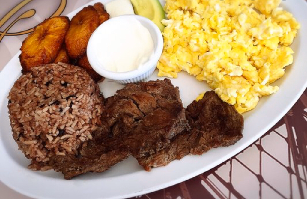 Terazza restaurant and lounge | restaurant | 9515 NW 27th Ave, Miami, FL 33147, USA | 3057463417 OR +1 305-746-3417