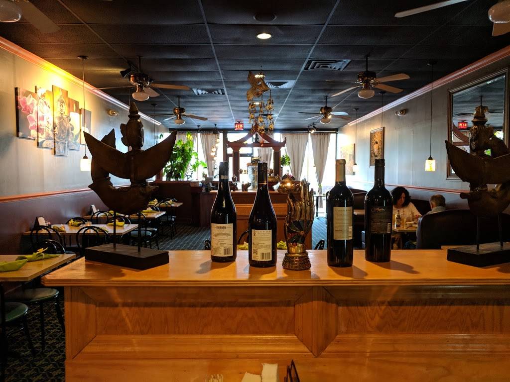 Thai Garden Restaurant | restaurant | 10 Blanding Blvd B, Orange Park, FL 32073, USA | 9042728434 OR +1 904-272-8434