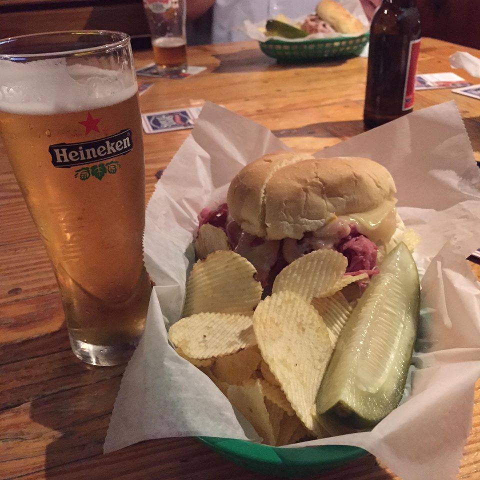 McShawns Pub | restaurant | 1336 Cranston St, Cranston, RI 02920, USA | 4019429747 OR +1 401-942-9747