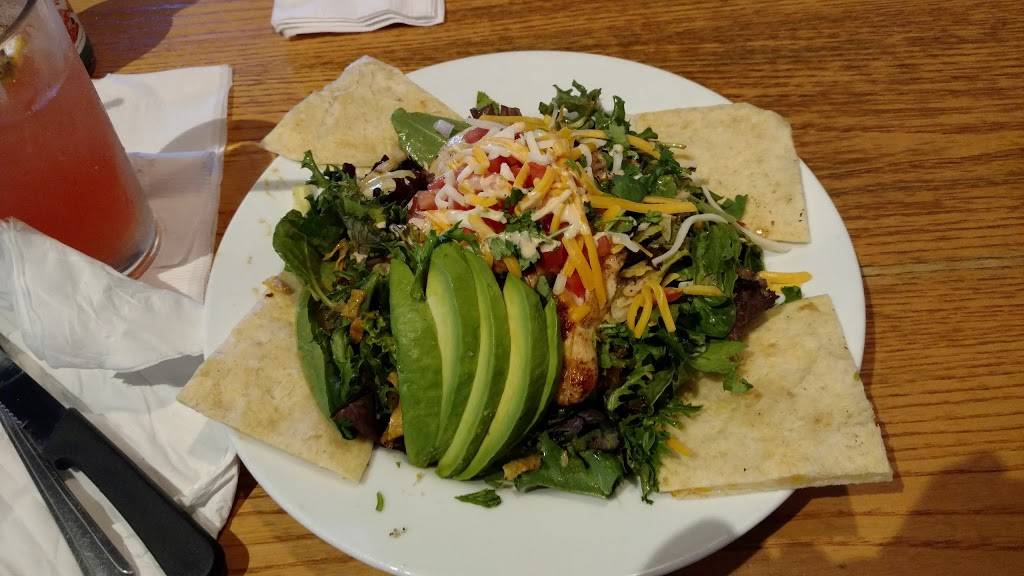 Chilis Grill & Bar | meal takeaway | 8376 La Palma Ave, Buena Park, CA 90620, USA | 7142529050 OR +1 714-252-9050