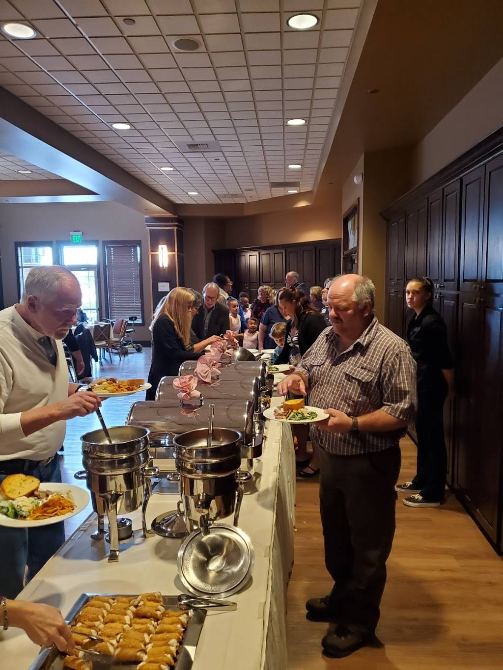 The Creekside Restaurant | restaurant | 8455 Heritage Dr, Brighton, CO 80602, USA | 7206851011 OR +1 720-685-1011