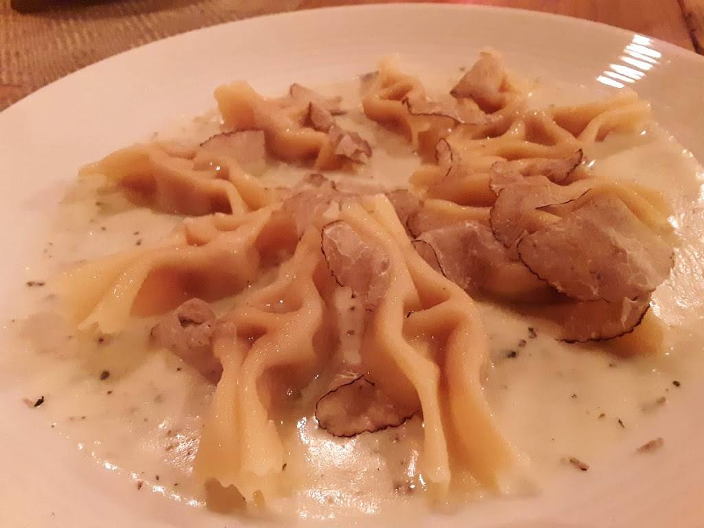 La Violetta | restaurant | 3809 S Tuttle Ave, Sarasota, FL 34239, USA | 9419278716 OR +1 941-927-8716