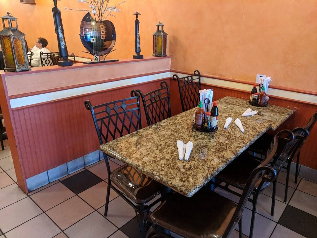 Saigon Noodle House | restaurant | 4606 US-280 #108, Birmingham, AL 35242, USA | 2054081800 OR +1 205-408-1800