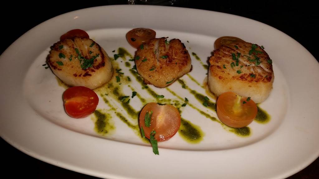 The Broiler | restaurant | 4111 Boulder Hwy, Las Vegas, NV 89121, USA | 7024327743 OR +1 702-432-7743