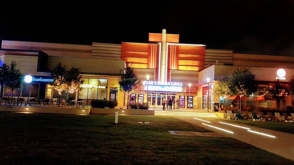 Star Cinema Grill | restaurant | 702 Baybrook Mall, Friendswood, TX 77546, USA | 2815579300 OR +1 281-557-9300