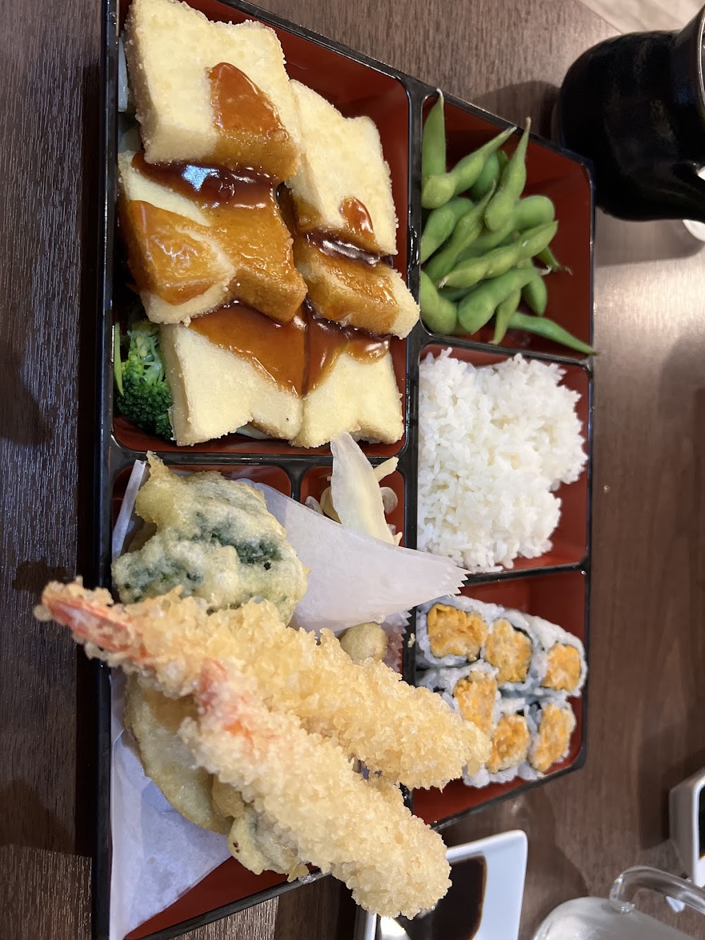 Mura Sushi | restaurant | 370 5th Ave, Brooklyn, NY 11215, USA | 7189651288 OR +1 718-965-1288