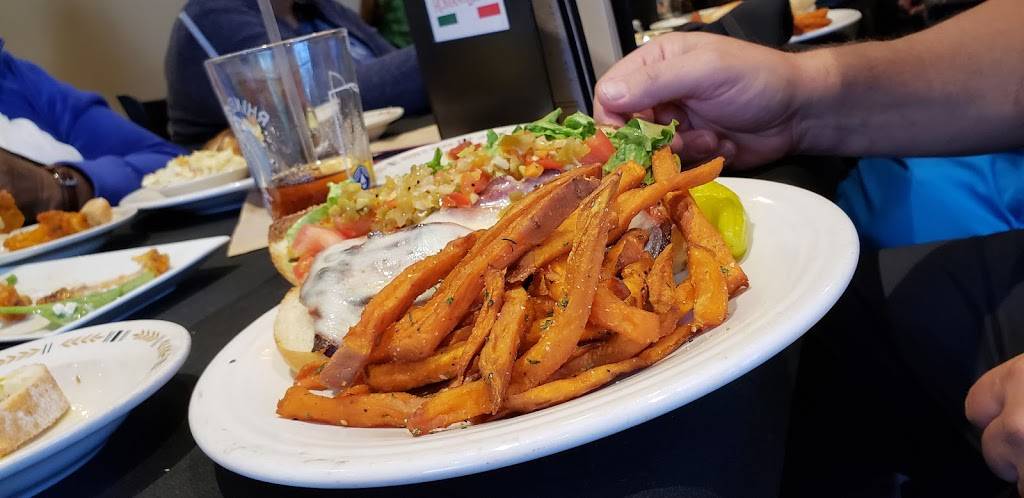 Roman Bistro | restaurant | 2104 Ardmore Blvd, Pittsburgh, PA 15221, USA | 4128713704 OR +1 412-871-3704