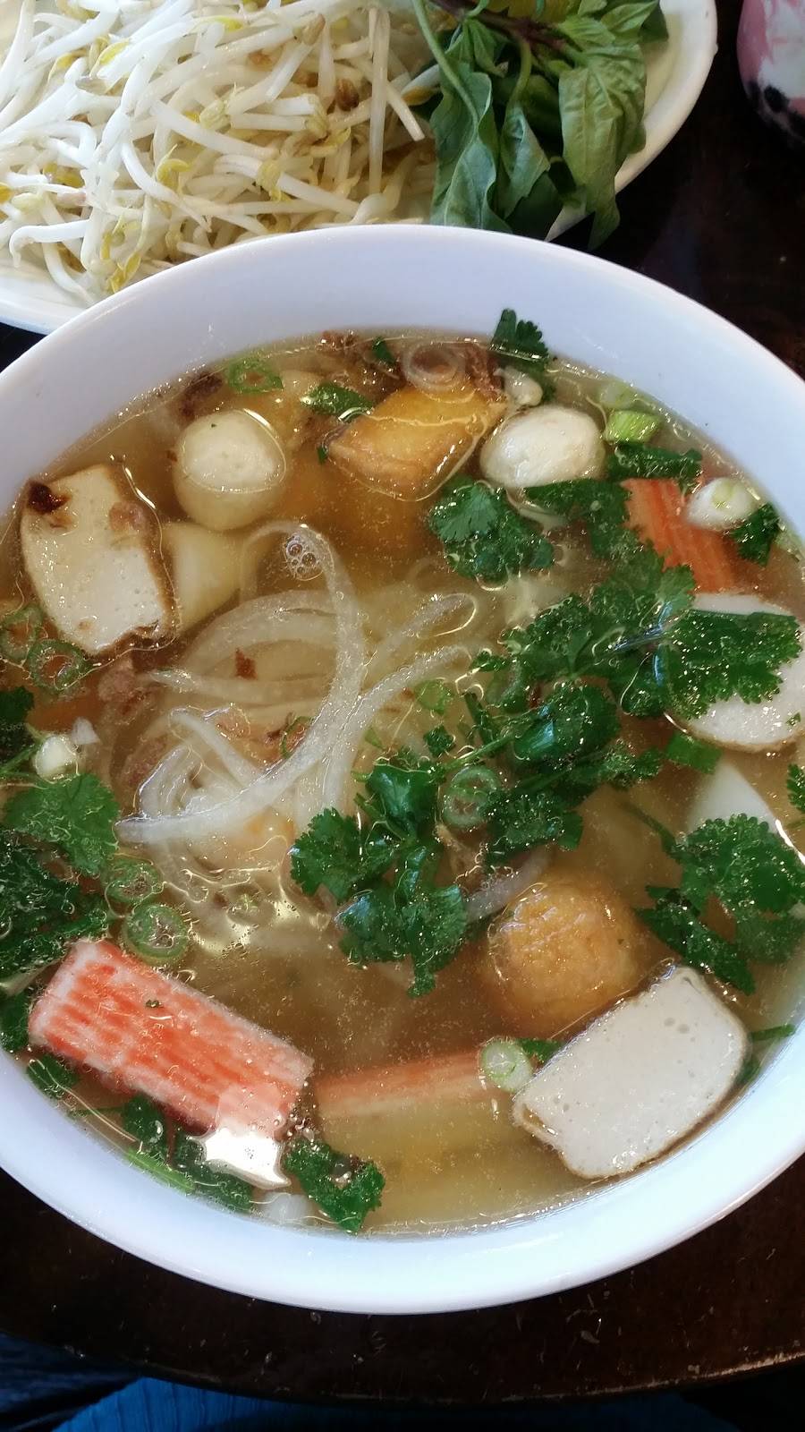 Pho Hoa and Jazen Tea | restaurant | 1120 Galaxy Dr NE A, Lacey, WA 98516, USA | 3605298082 OR +1 360-529-8082