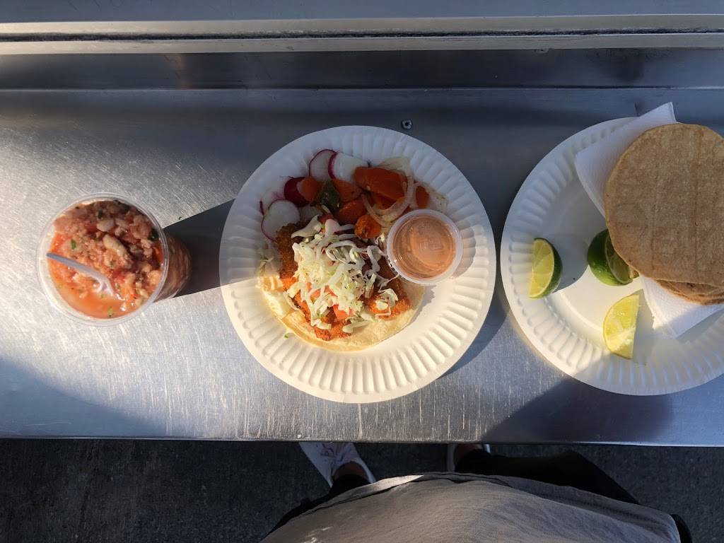 Mariscos Guillen La Playita | restaurant | 3306 Pacific Coast Hwy, Santa Monica, CA 90405, USA | 3103997686 OR +1 310-399-7686