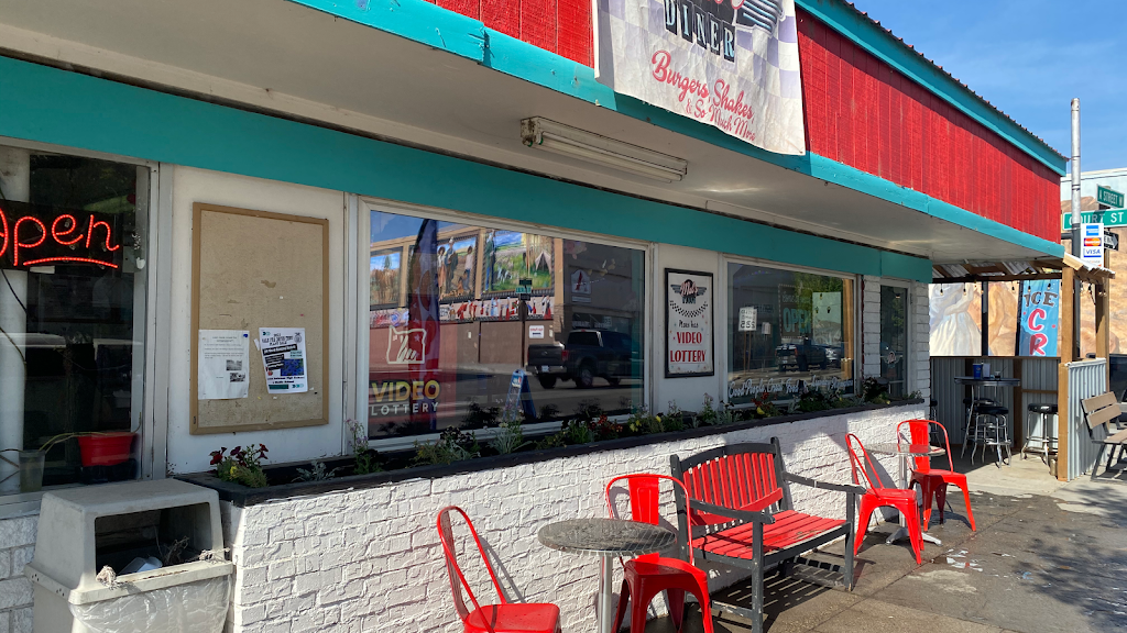 Mals Diner | restaurant | 218 A St W, Vale, OR 97918, USA | 5414733925 OR +1 541-473-3925