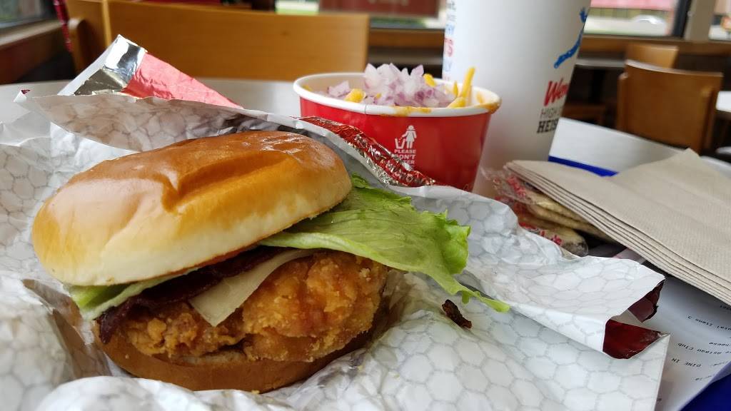 Wendys | restaurant | 1300 N Moore Ave, Moore, OK 73160, USA | 4053784765 OR +1 405-378-4765