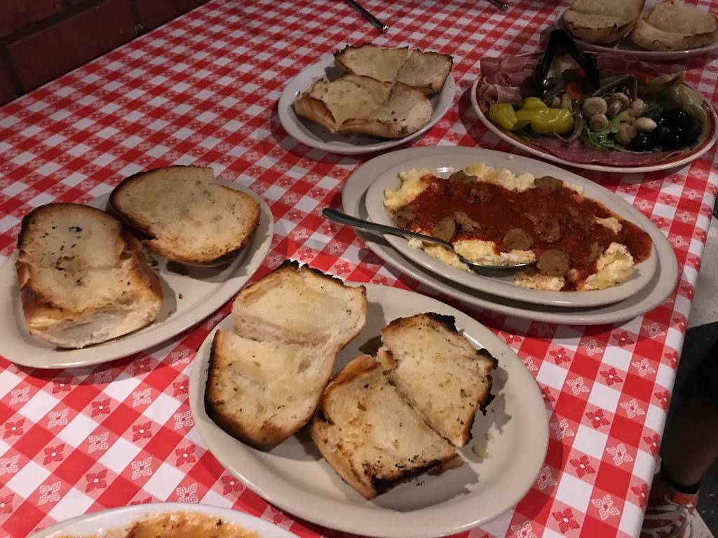 Vinces Italian Restaurant & Pizzeria | restaurant | 2815 NE Sunset Blvd, Renton, WA 98056, USA | 4252268180 OR +1 425-226-8180