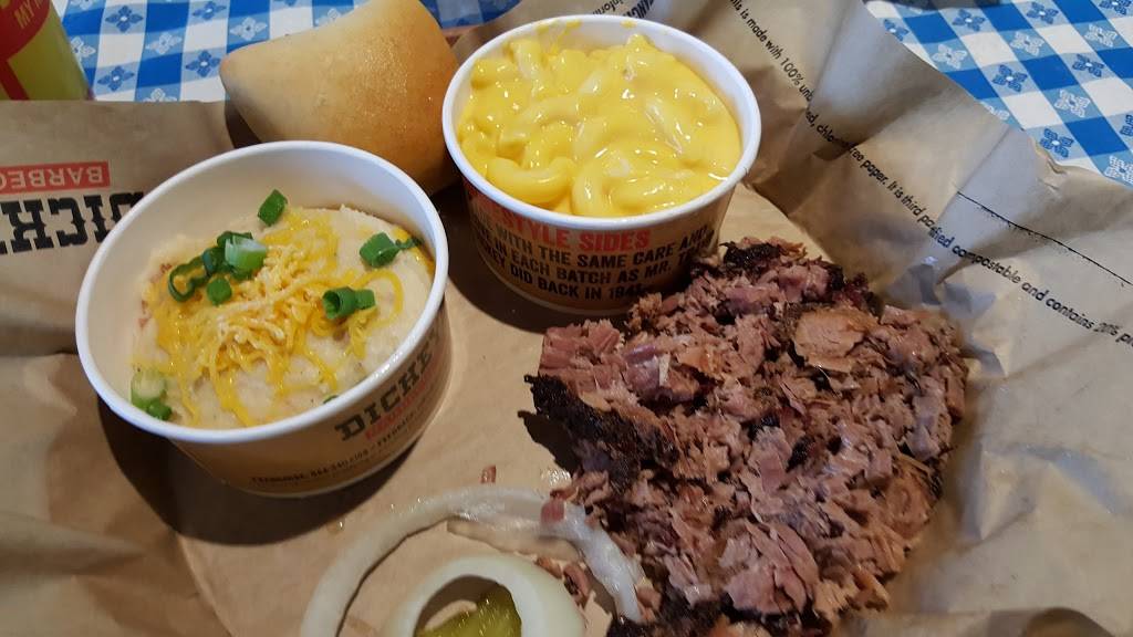 Dickeys Barbecue Pit | restaurant | 7919 E Thomas Rd, Scottsdale, AZ 85251, USA | 4806854979 OR +1 480-685-4979