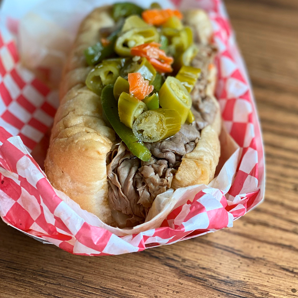 Matt & Mos Italian Beef | meal takeaway | 24110 John R Rd, Hazel Park, MI 48030, USA | 2487552969 OR +1 248-755-2969