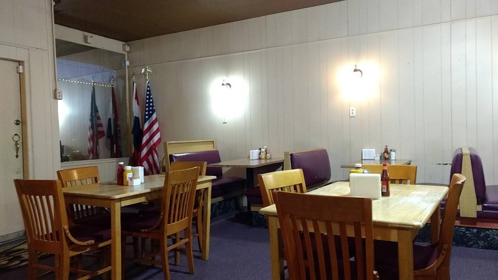 JJs Down Home Cafe | restaurant | 119 S 2nd St, Odessa, MO 64076, USA | 8166337227 OR +1 816-633-7227