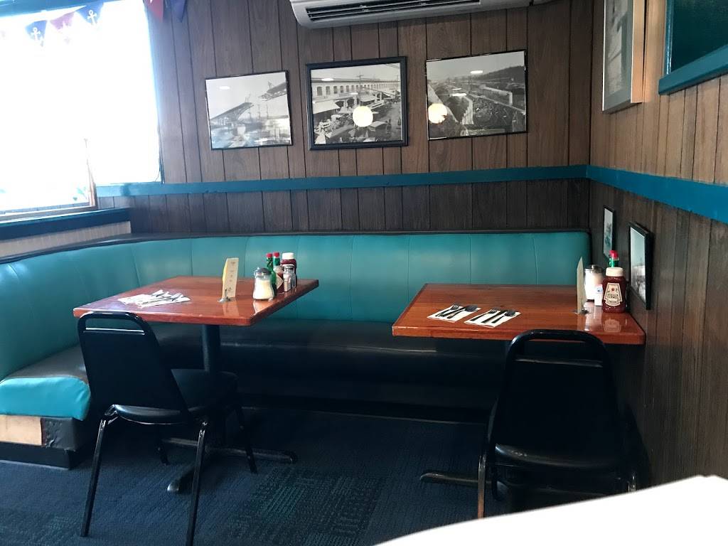 Salmon Bay Cafe | restaurant | 5109 Shilshole Ave NW, Seattle, WA 98107, USA | 2067825539 OR +1 206-782-5539