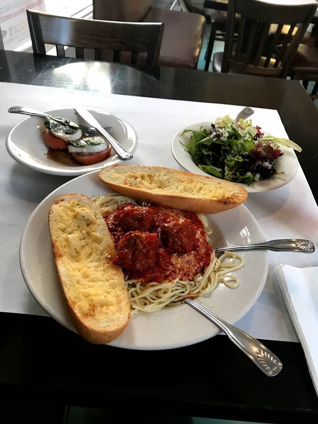 Modicas Deli | restaurant | 455 E Ocean Blvd, Long Beach, CA 90802, USA | 5624357011 OR +1 562-435-7011