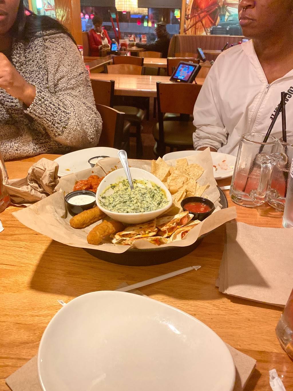 Applebees Grill + Bar | restaurant | 6235 Zebulon Rd, Macon, GA 31210, USA | 4784747055 OR +1 478-474-7055