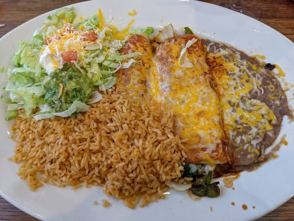 El Charro | restaurant | 30580 US-2, Ashland, WI 54806, USA | 7152926564 OR +1 715-292-6564