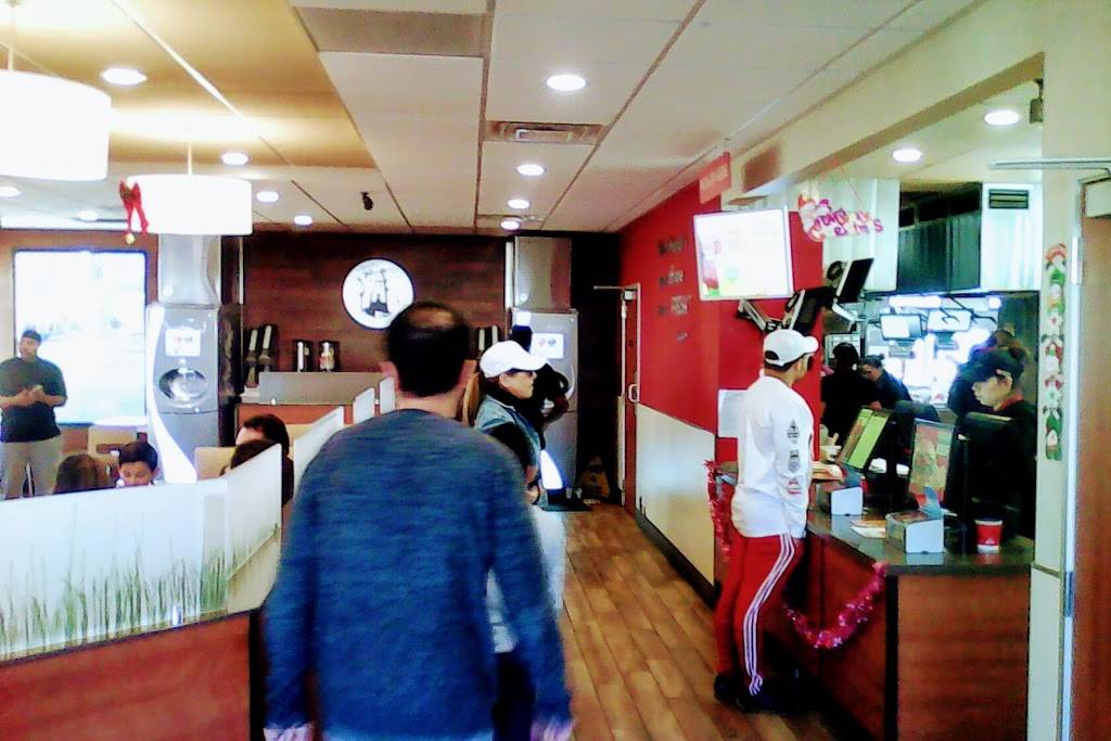 Wendys | restaurant | 6181 Sepulveda Blvd, Van Nuys, CA 91411, USA | 8187872072 OR +1 818-787-2072